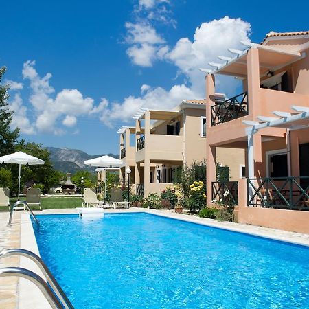 Heliotropia Houses Vassiliki Esterno foto