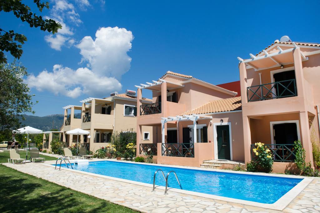 Heliotropia Houses Vassiliki Esterno foto